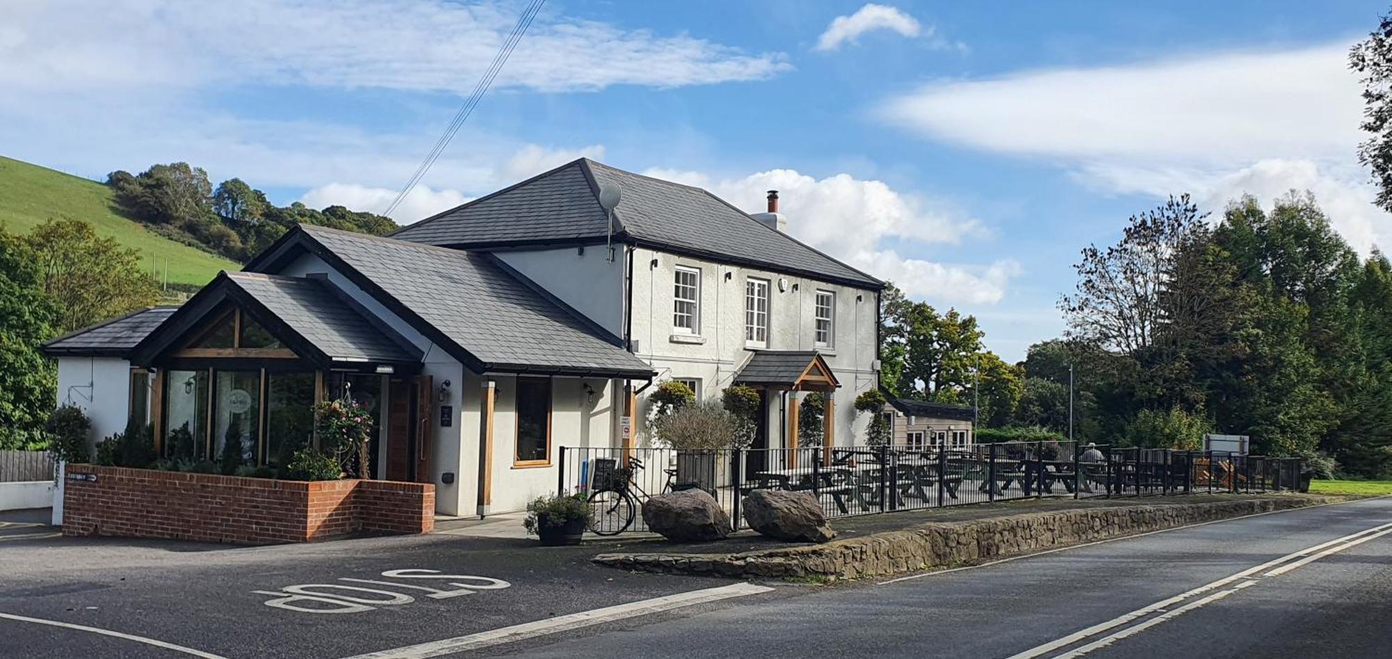 Dartmoor Halfway Inn Newton Abbot Dış mekan fotoğraf